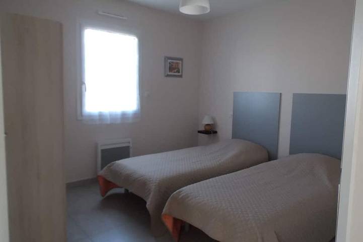 7 Minuten Fahrt vom Meer Haus73 m2 Terrasse Rasen Parkplatz2 Schlafzimmer 11m2 in Angles, Vendée