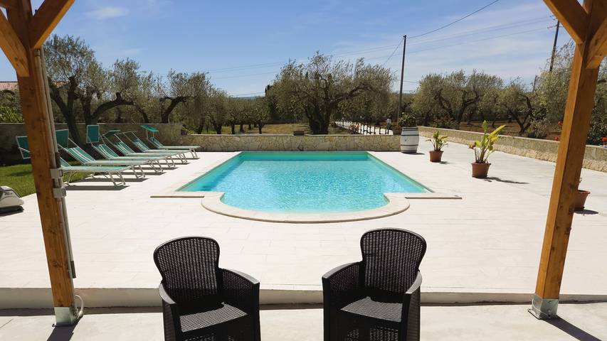 Holiday home for 7 people, with terrace and garden - 1