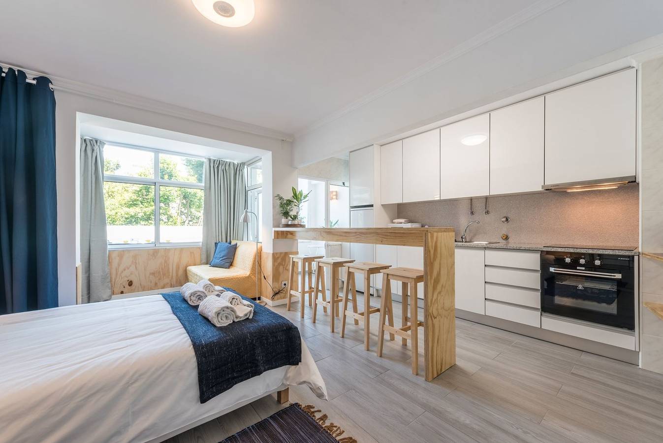 Apartamento inteiro, Apartamento de férias para 4 pessoas com varanda in Santo Ildefonso, Porto