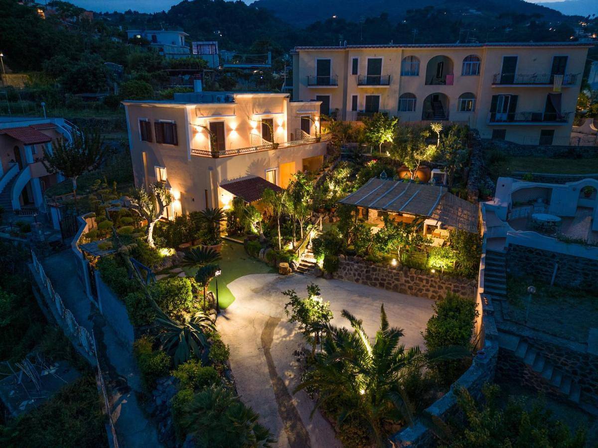 La Rosa - Luxury B&B in Ischia Stadt, Ischia