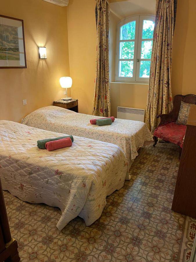 Location de vacances pour 16 personnes, avec piscine et terrasse à Puyvert - 3