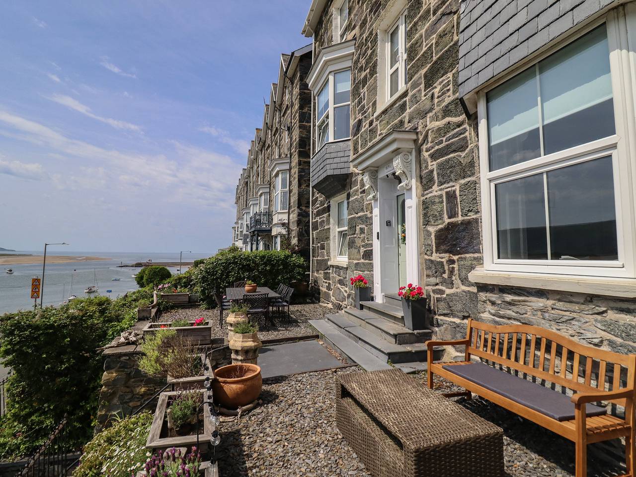 5 Porkington Terrace in Barmouth, Snowdonia