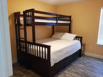 Vacation Home for 8 Guests in Port Aransas, Mustang Island, Picture 1