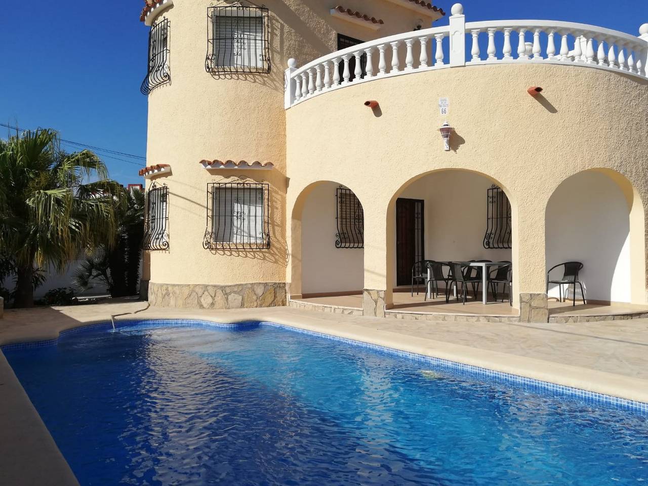 Chalet para 6 personas con jardín in Almadraba, Costa Blanca