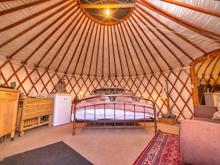 Chalet for 2 people, with Hot tub and Garden as well as View in Scotland