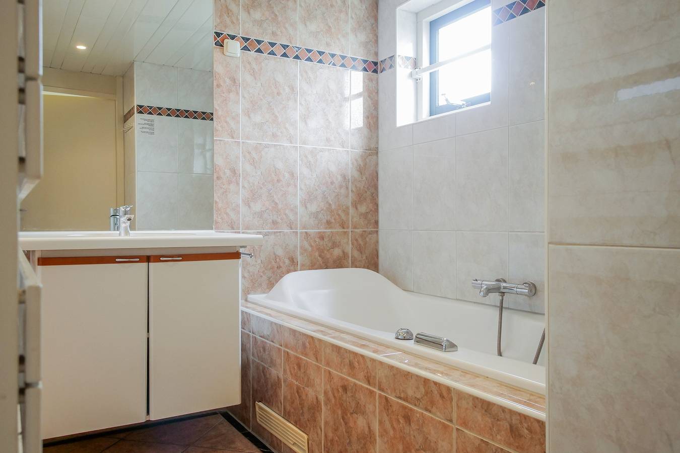 Callinghe Vakanties — Ooghduyne Villa Opduin | Julianadorp aan Zee | Wintergarten in Julianadorp, Noord-Holland - Nordseeküste