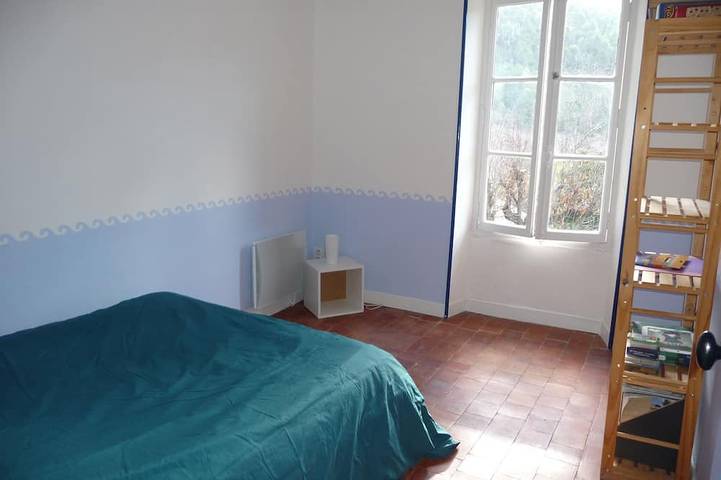 Location de vacances pour 8 personnes, avec jardin et terrasse à Aubres - 4