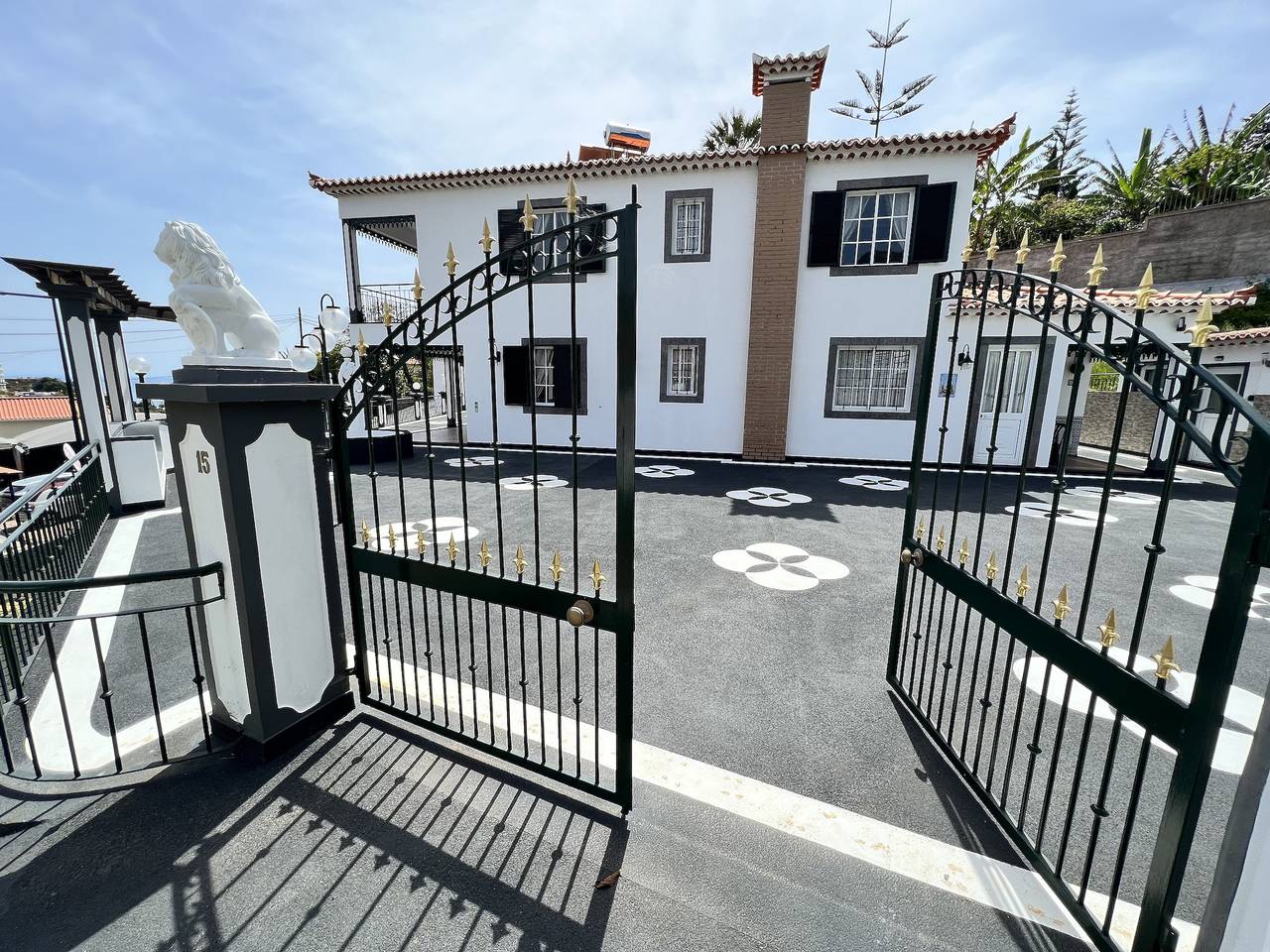 Villa für 8 Personen mit Garten in Funchal (São Pedro), Madeira