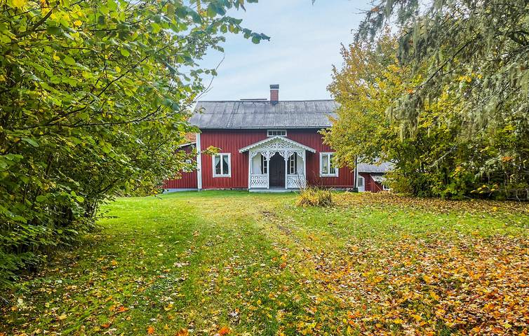 Ferienhaus für 6 Personen mit Terrasse in Årjäng und Umgebung
