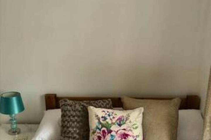 The Woodfarm Lodge - 3 Bedroom House with parking in Risinghurst and Sandhills, Oxford