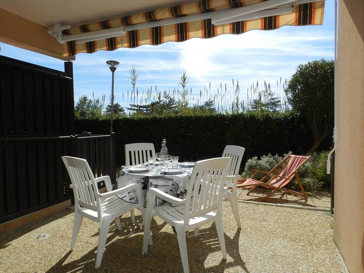 Studio in Bormes-les-Mimosas with beach access, terrace and parking, foto 6