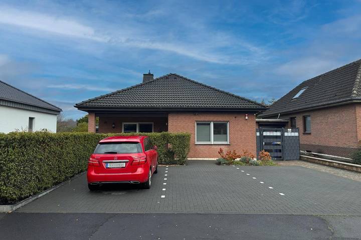Ferienwohnung für 6 Personen, mit Ausblick und Garten am Phantasialand - 3