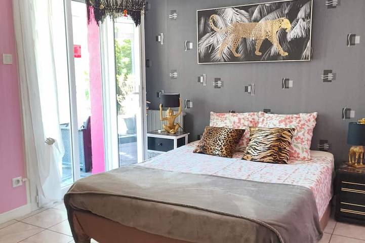 Maison de vacances pour 6 personnes, avec jacuzzi et piscine ainsi que terrasse et jardin dans Allier - 4