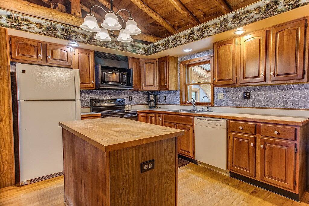 Gemütliche Hütte mit 3 Schlafzimmern auf dem Land für 6 Personen in Keuka Lake