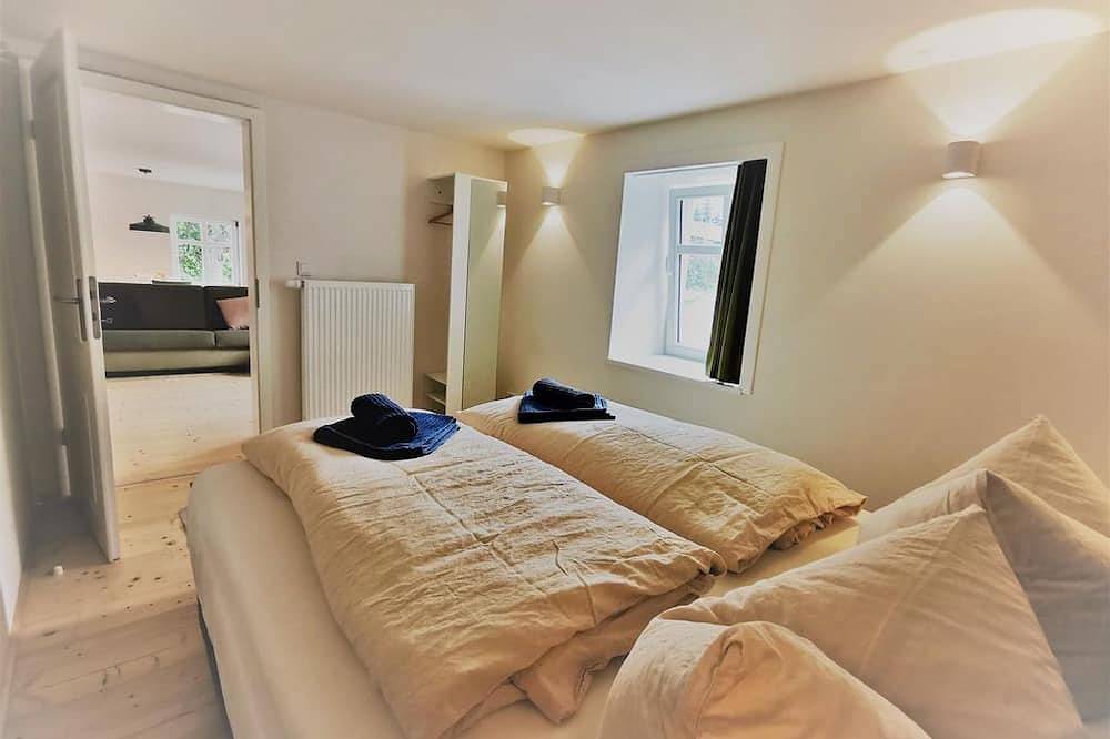 Ganze Wohnung, Ferienwohnung \"Nelke\" - Ferienwohnungen Gutshof Schirgiswalde in Schirgiswalde, Schirgiswalde-Kirschau