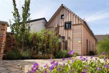 Ferienwohnung für 2 Personen, mit Garten und Terrasse in Hoyerswerda