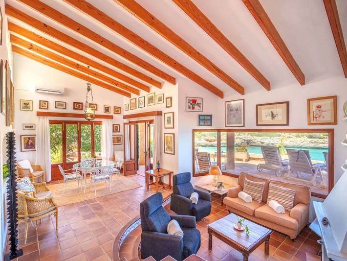 Ferienhaus für 4 Personen, mit Terrasse und Garten in Cala Anguila - 4
