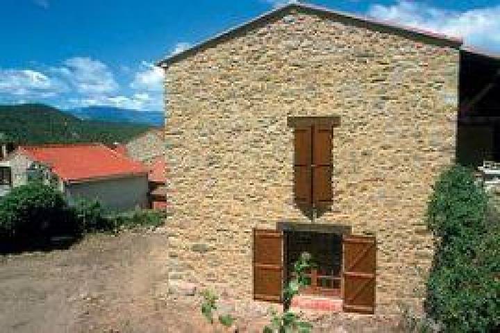Gîte pour 4 personnes, avec Terrasse à Fillols