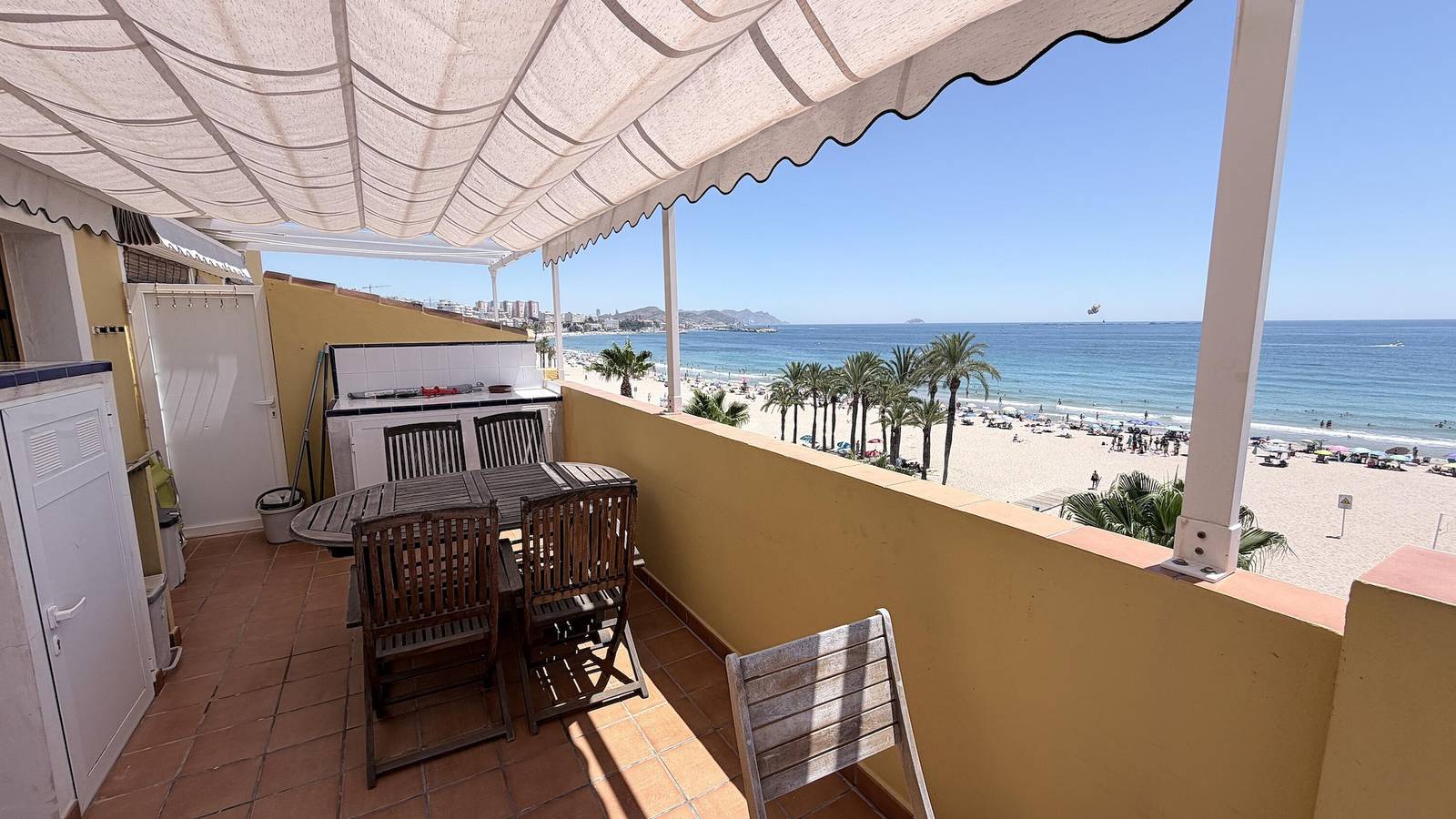 Geheel appartement, Vakantieappartement voor 4 personen met uitzicht op zee in Villajoyosa, Costa Blanca