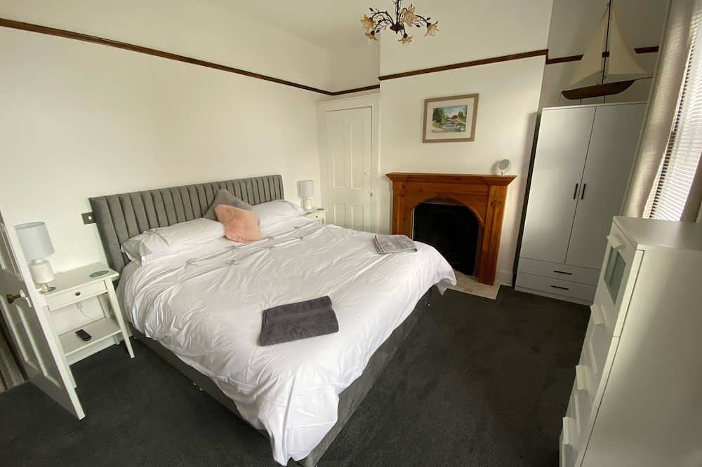 Cosy period house near the seafront in Ramsgate, Kent