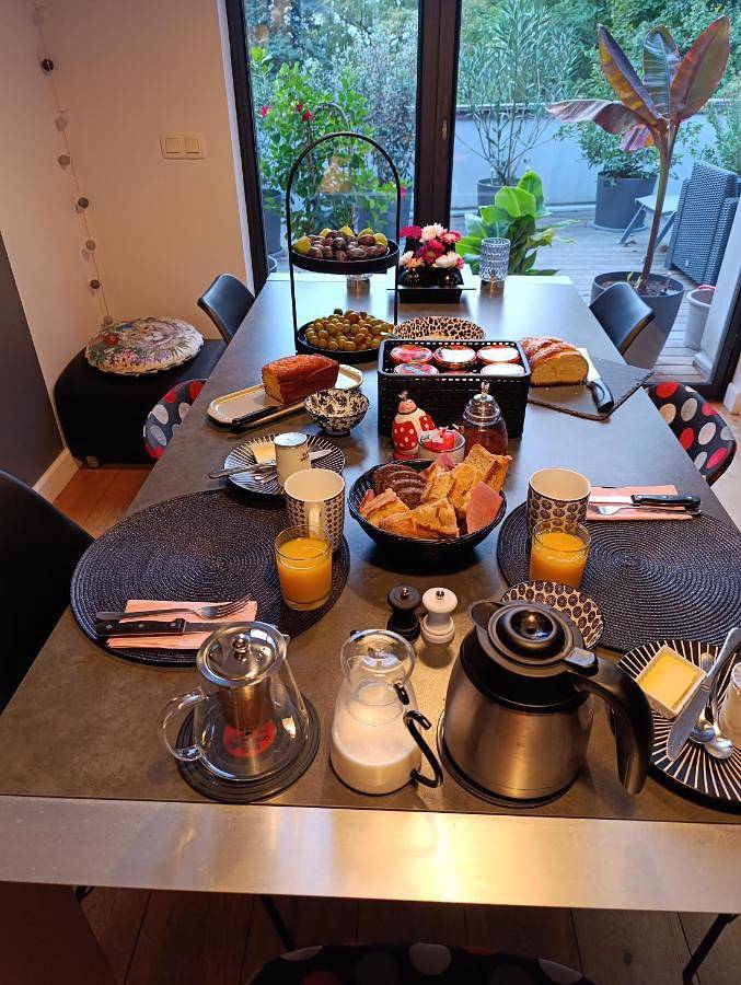 Chambre d’hôte pour 2 personnes, avec jardin ainsi que terrasse et vue dans Parc naturel régional de la Chartreuse - 2