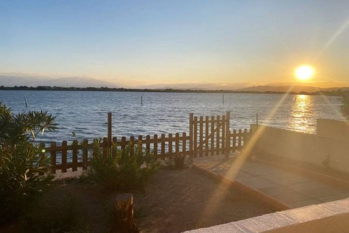 Ferienwohnung für 4 Personen, mit Seeblick und Garten, kinderfreundlich in Le Barcarès