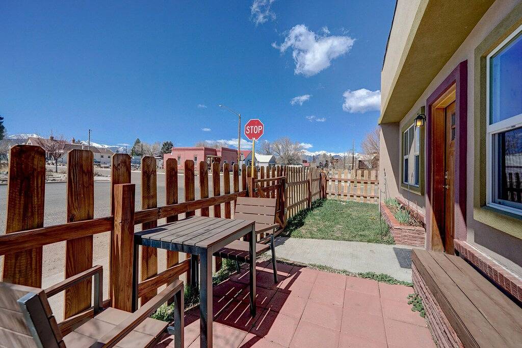 Jetzt 2 Nächte bleiben! Gantt's Corner: Downtown Salida, offenes Layout! in Salida, Chaffee County