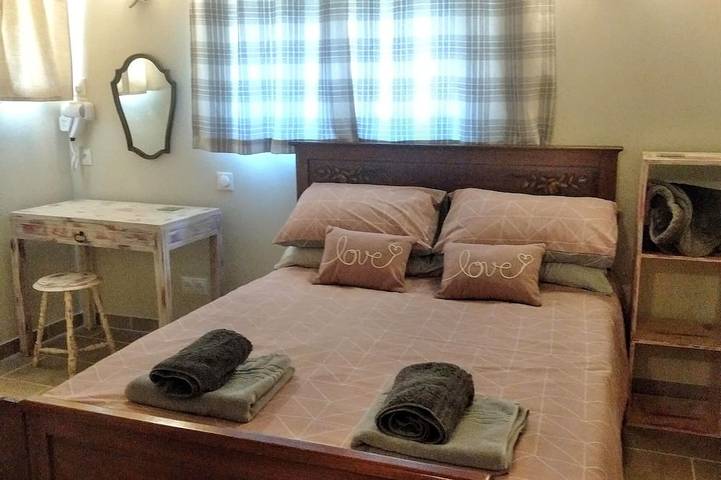 Gîte pour 6 personnes, avec jardin à Saint-Plantaire - 4