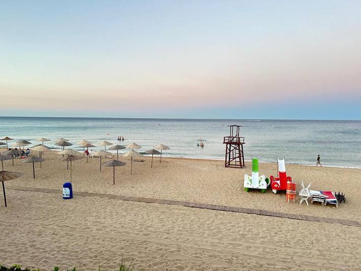 Gîte pour 7 personnes, avec jardin ainsi que vue et piscine dans Marina Smir - 4