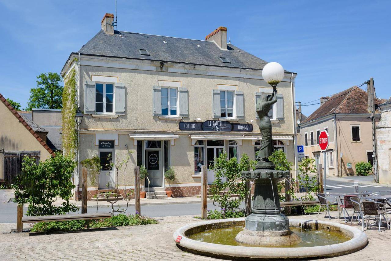 Double Room in Neuvy-Saint-Sépulchre, Région de La Châtre