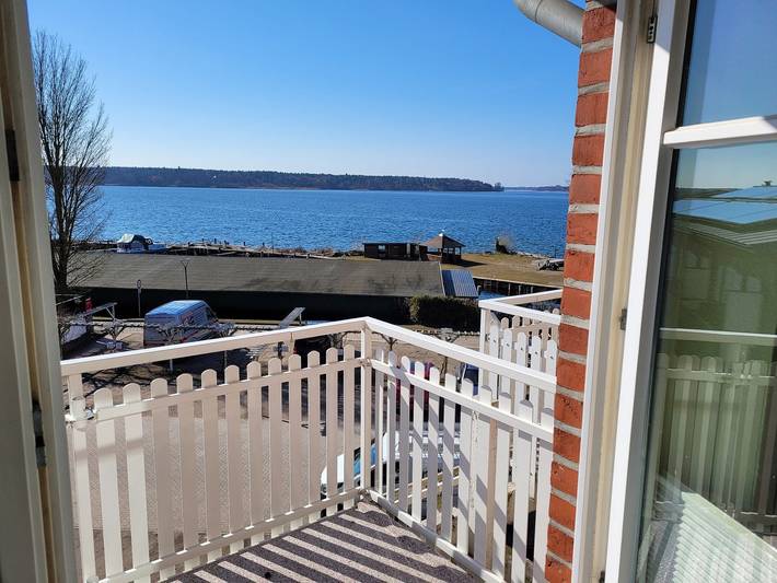 Ferienwohnung für 2 Personen, mit Balkon und Seeblick in Waren (Müritz) - 2