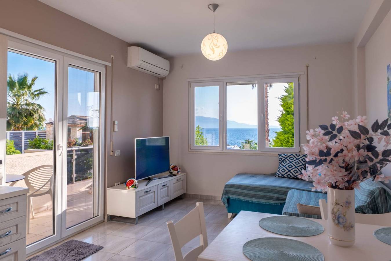Apartamento entero, Apartamento B frente a la playa en Sion Sarande in Sarandë, Vlorë