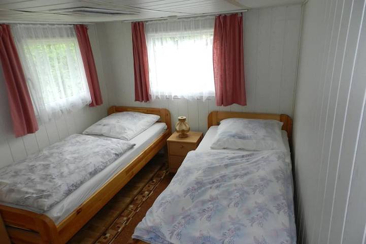 Kleines Ferienhaus direkt an der Müritz in Priborn, Müritz