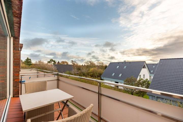 Ganze Wohnung, Helles App. für 2 Pers. - Balkon, Stellplatz, Wlan. Haustiere erlaubt. in Nordfriesische Inseln (Schleswig-Holstein) (Schleswig-Holstein), Wenningstedt