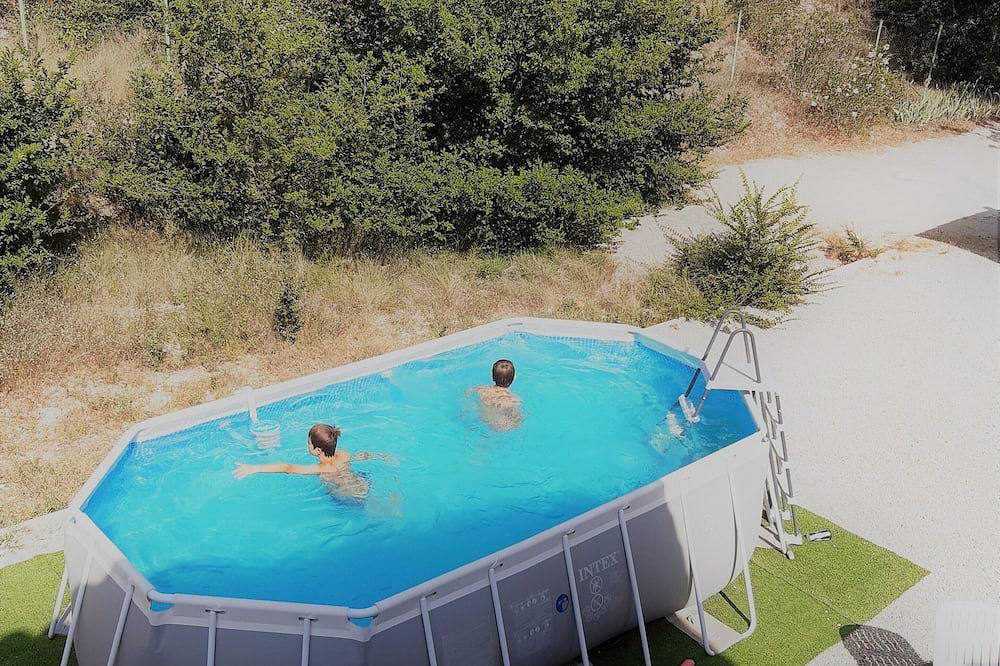 Villa des oliviers ideal for visiting Provence in Caumont-sur-Durance, Vaucluse