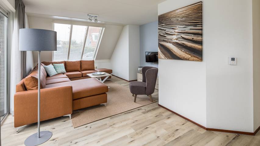 Ferienhaus für 6 Personen, mit Balkon/Terrasse und Terrasse sowie Garten und Sauna in Scharendijke - 3