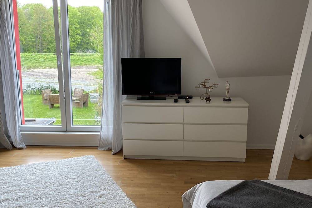 Ganze Wohnung, Urlaub in Strandnähe auf umgebauten Resthof in Schwedeneck, Rendsburg-Eckernförde