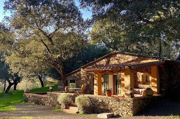 Casa rural para 2 personas, con terraza y piscina en Los Marines