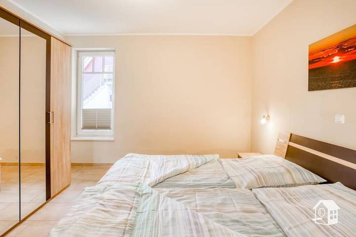 Ganze Wohnung, 200m bis zum Naturstrand, familienfreundliche Eg-Whg mit sonniger Terrasse, WLan in Börgerende, Börgerende-Rethwisch