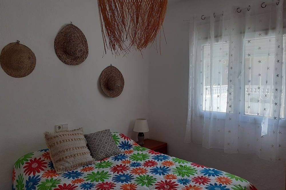 Apartamento entero, Relax en familia o con amigos a 1km de la playa (apto para mascotas) barbacoa in Peñíscola, Costa del Azahar