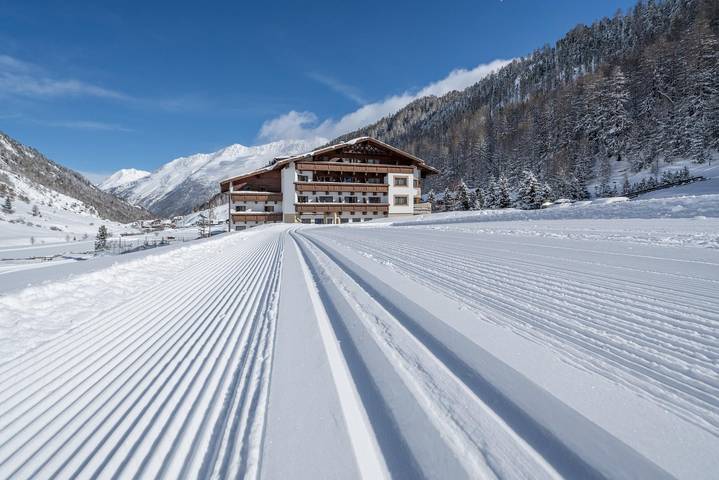Hôtel pour 2 personnes, avec Balcon ainsi que Terrasse et Sauna à Obergurgl