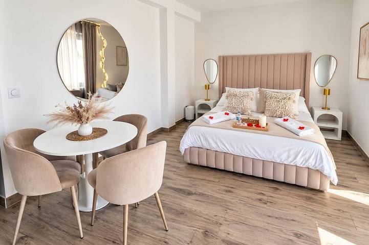 Ganze Wohnung, L'Écrin du Sud - Toulon - Ollioules mit privatem Pool und Spa in Ollioules, Mittelmeerküste (Frankreich)