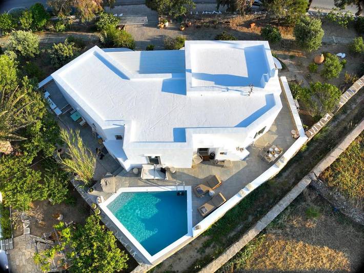 Location de vacances pour 5 personnes, avec piscine ainsi que jardin et vue dans Apollonia