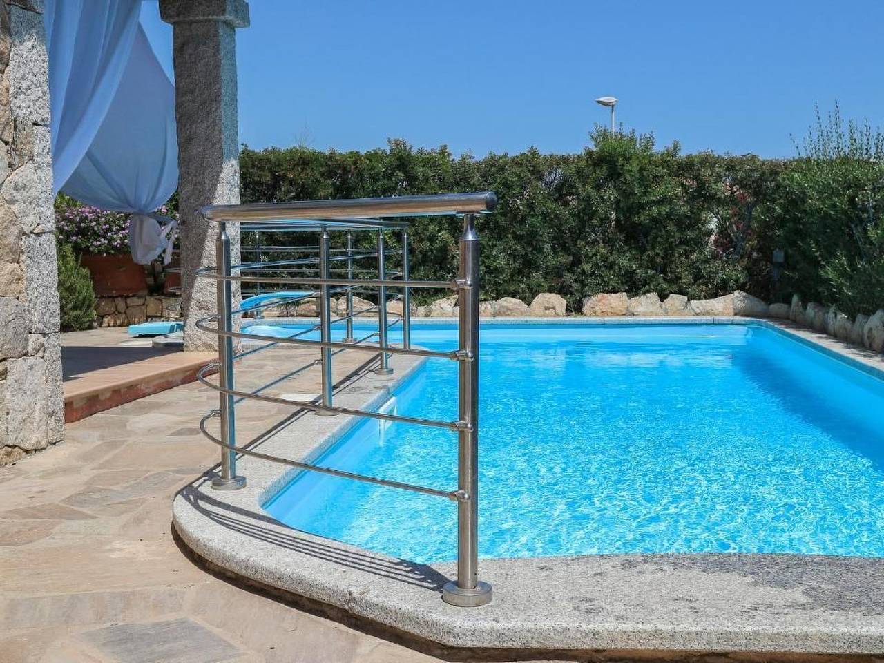 Haus in Budoni mit Schwimmbad und Privatparkplatz in Porto Ainu, Baia Sant'Anna