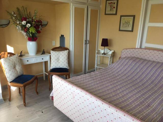 Appartement de vacances entier, Standard Double Room in Hesdin, Région de Montreuil