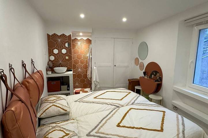 Gîte pour 4 personnes, avec jacuzzi et terrasse dans Office De Tourisme De La Cadiere D Azur - 4