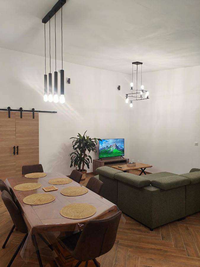 Gîte pour 4 personnes, avec terrasse à Oignies - 3