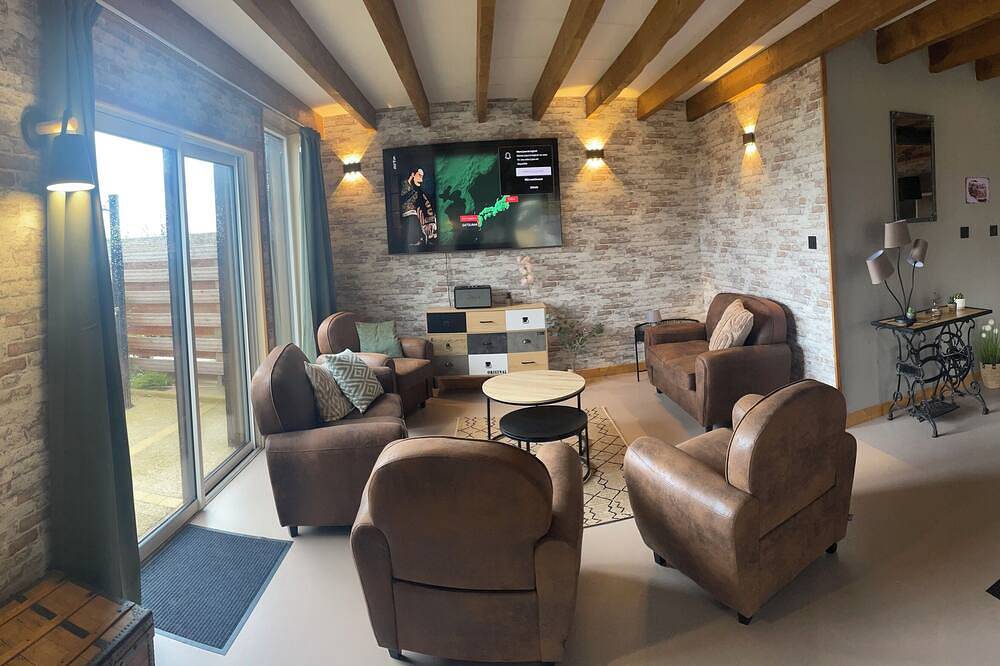 Le spacieux loft Siec a 10 min a pied des plages de Trélévern. in Trélévern, Côte de Granit Rose