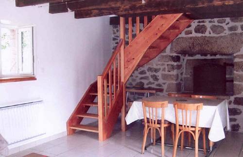 Gîte for 2 people, with yard in Southern France