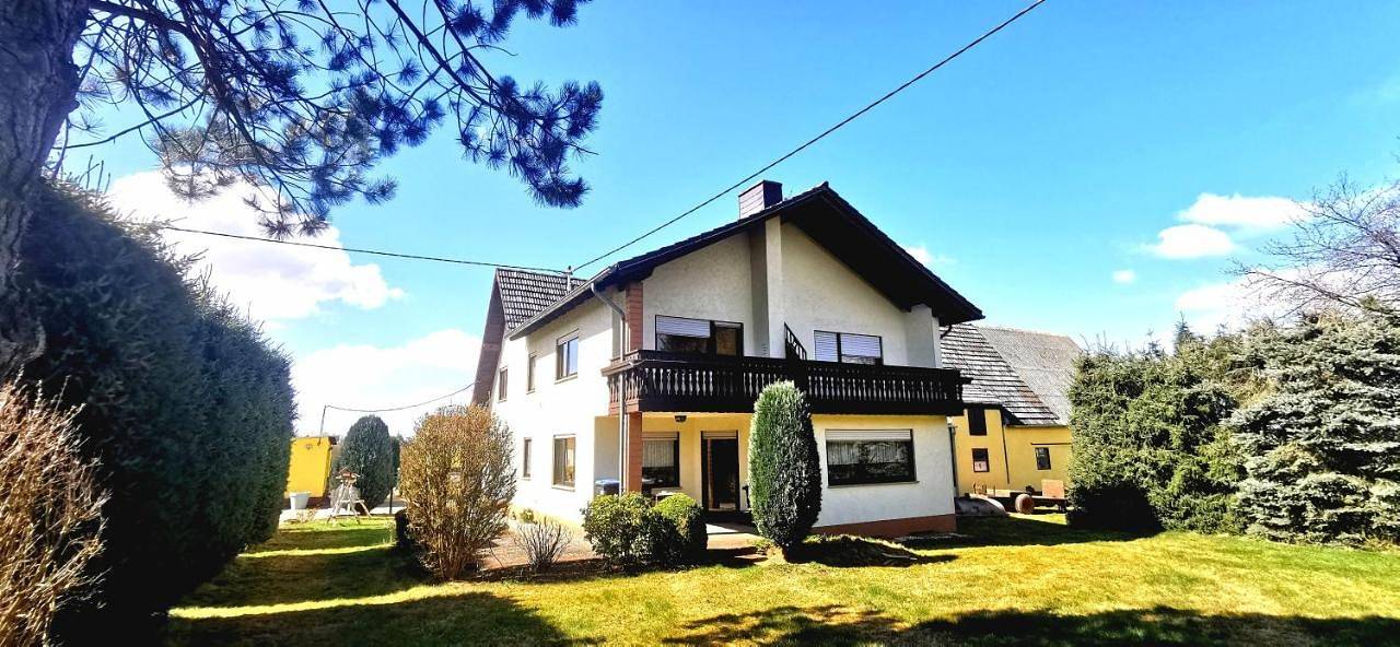 Ganze Wohnung, Two-Bedroom Apartment in Dieblich, Osteifel
